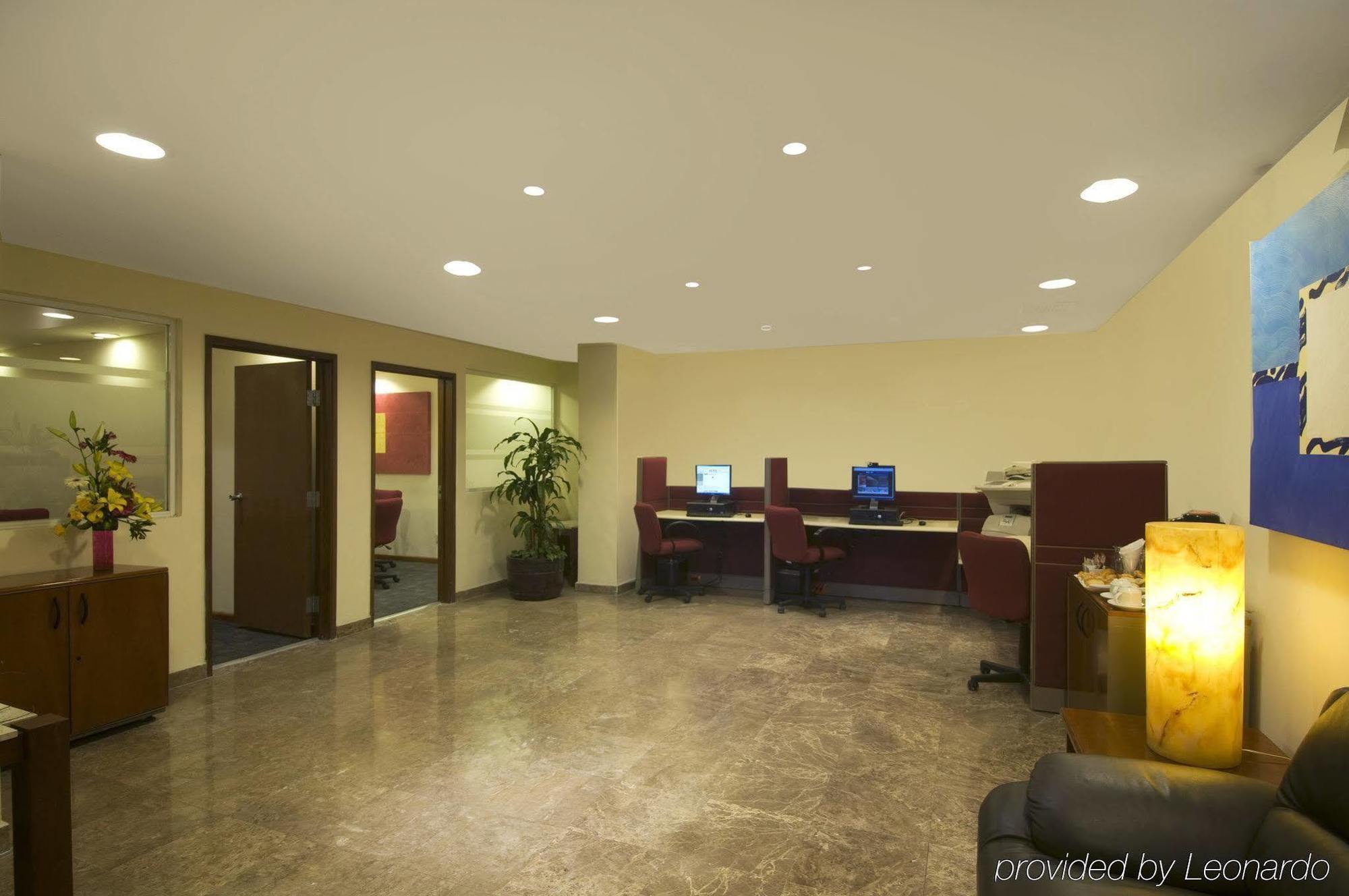 Fiesta Inn Express Puebla Finsa Business photo