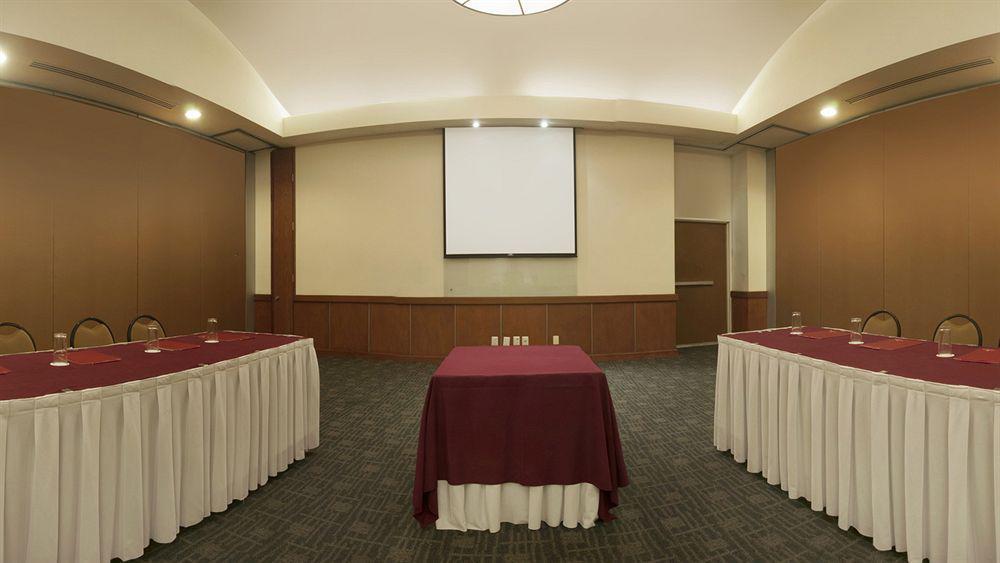 Fiesta Inn Express Puebla Finsa Exterior photo